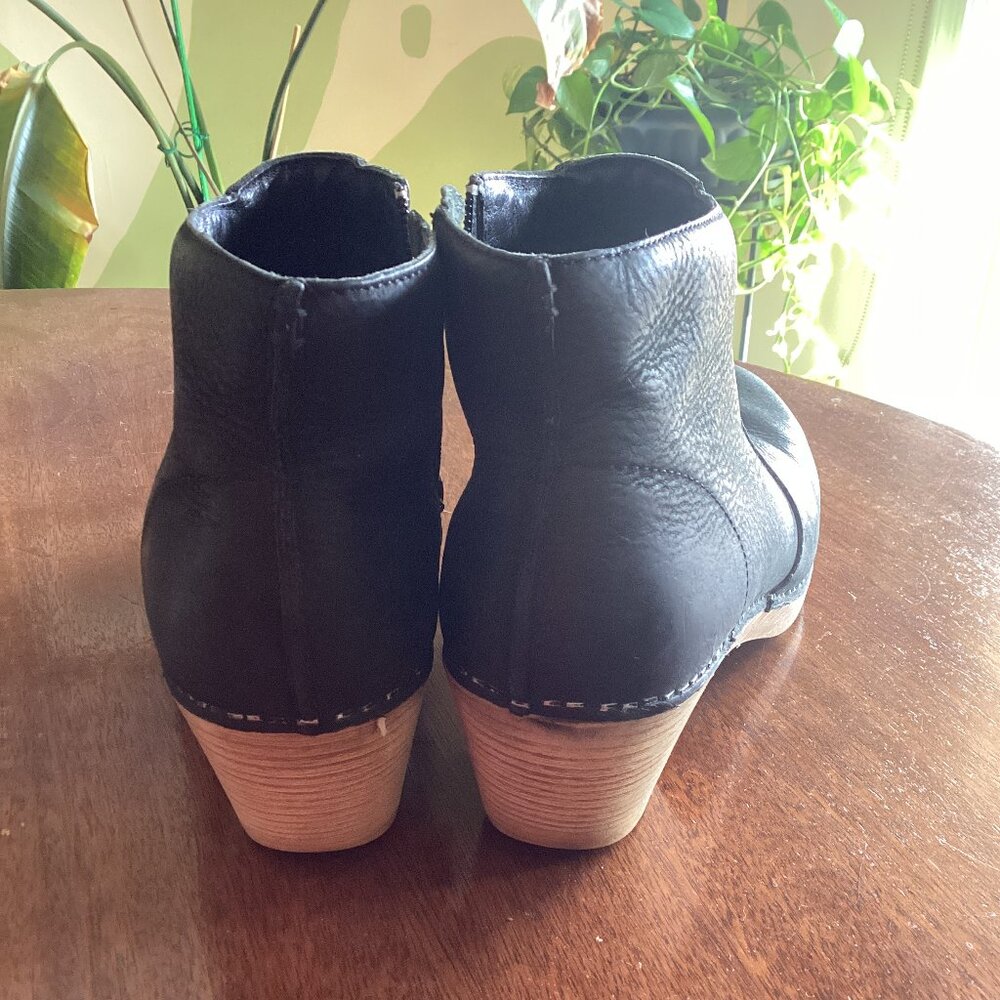 DANSKO LANE Clog Bootie 8 1/2 - Picture 2 of 8